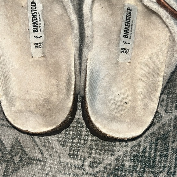 Birkenstock women’s Arizona Light Gray Wool Sandals size 38 women’s 8 - Picture 5 of 6